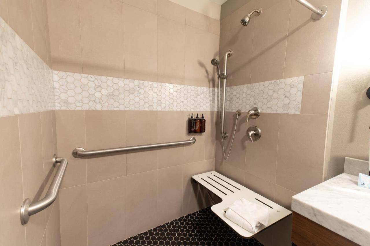 Oxford Suites El Paso de Robles Buitenkant foto
